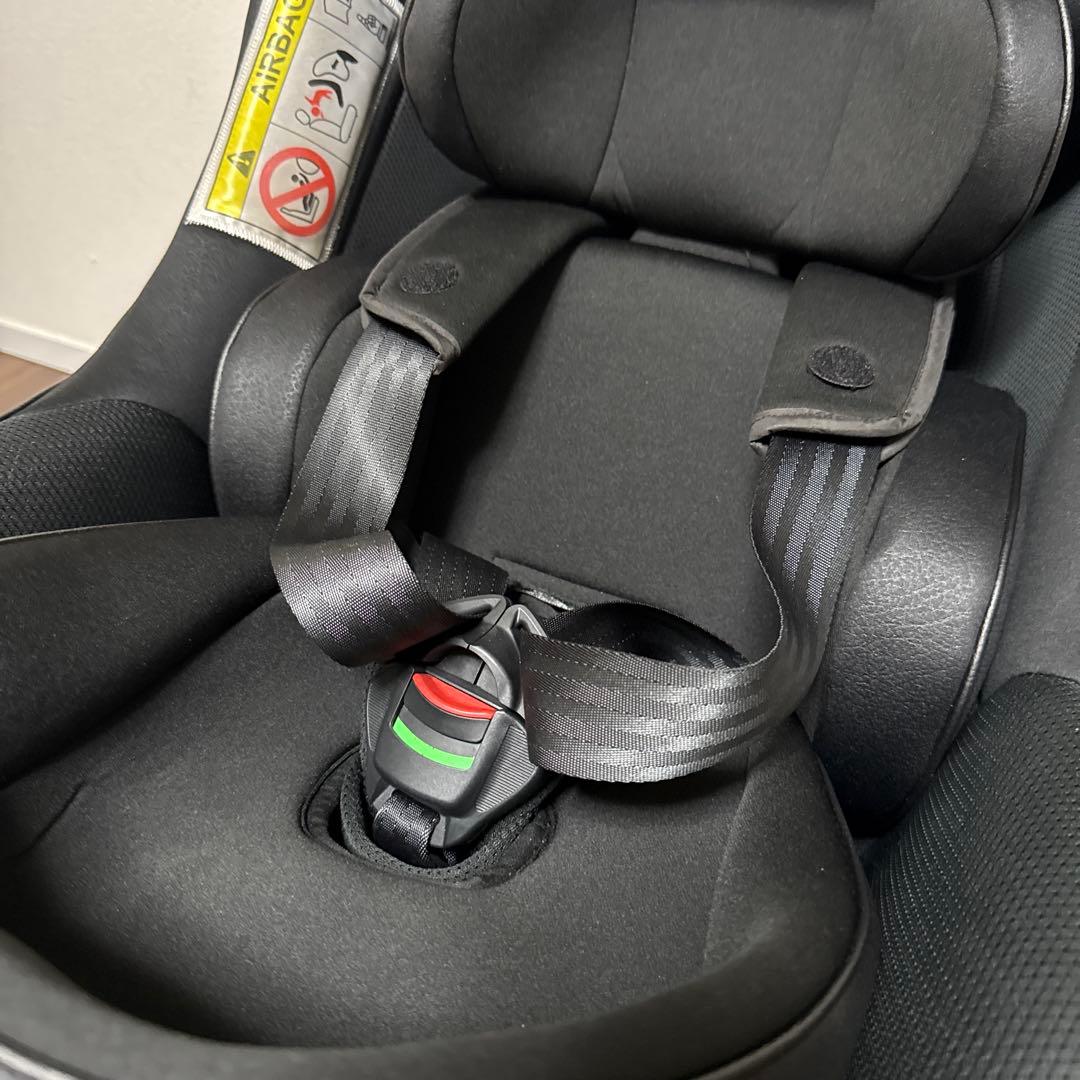 超美品 アップリカ 最高級チャイルドシート クルリラ ビッテ エックス ブラック