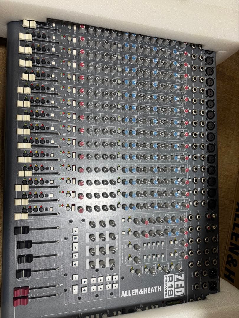 t*k様 ALLEN&HEATH アナログミキサー　ZED R16 動作未確認
