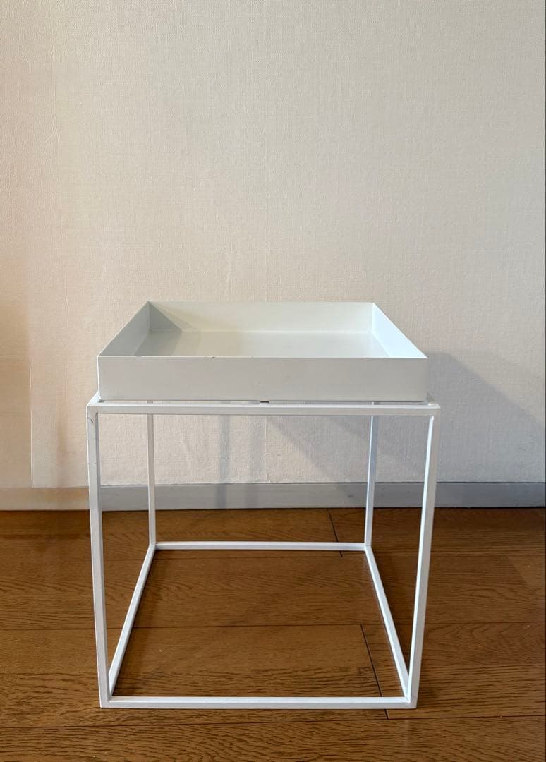 HAY TRAY TABLE（トレイテーブル）S ホワイト サイドテーブル