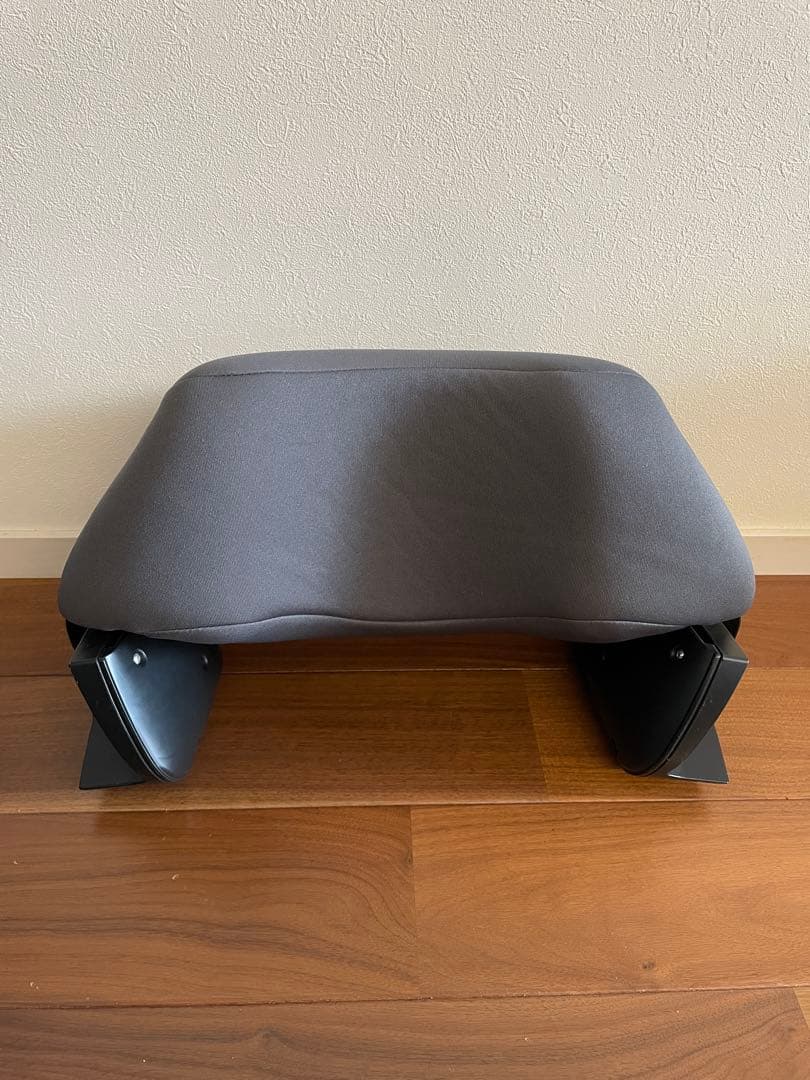 cbx AURA-FIX アウラフィックス　車用チャイルドシート グレー