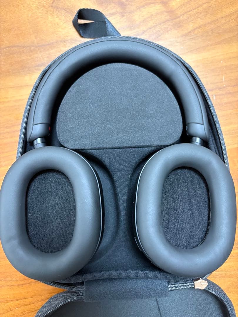 【極美品】ソニー WH-1000XM5 ブラック