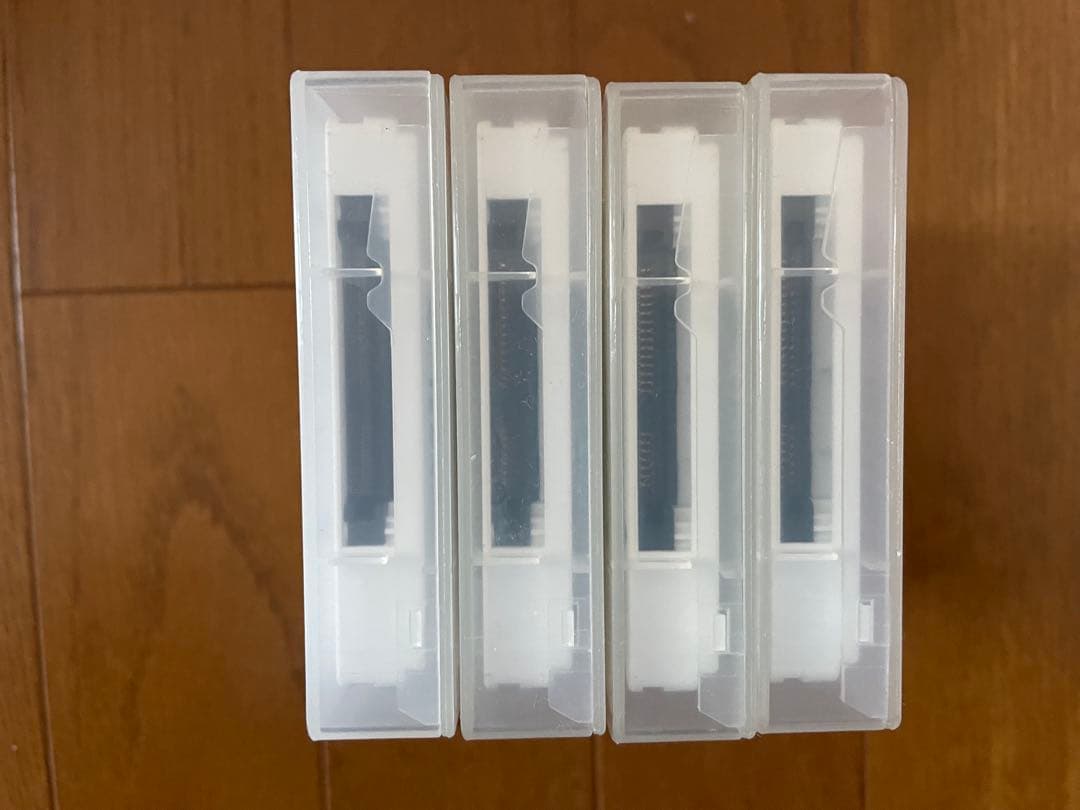 エ*ツ様 日立（HGST） iVDR-S カセットHDD 1TB　4台セット