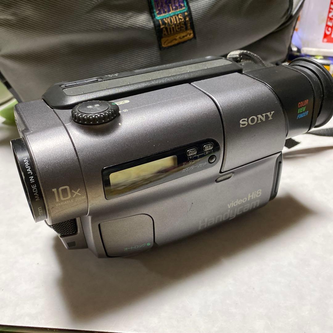 SONY VideoHi8 Handycam CCD-TR3 ④