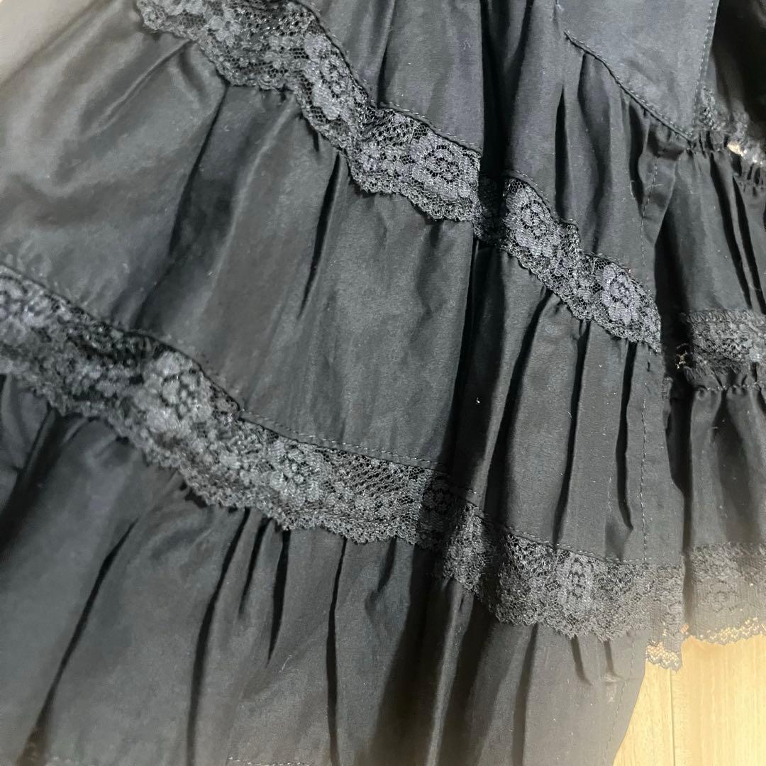 ブラックピースナウ　ブラウス