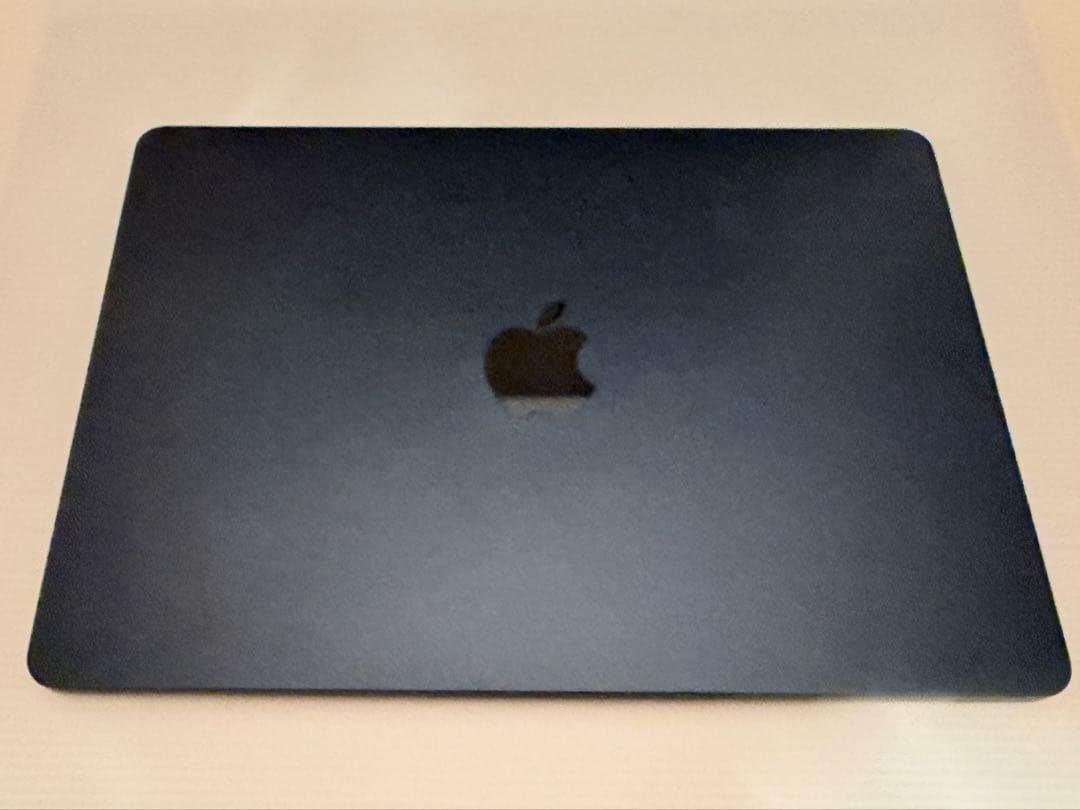 MacBook Air M2 13インチ Apple整備済製品