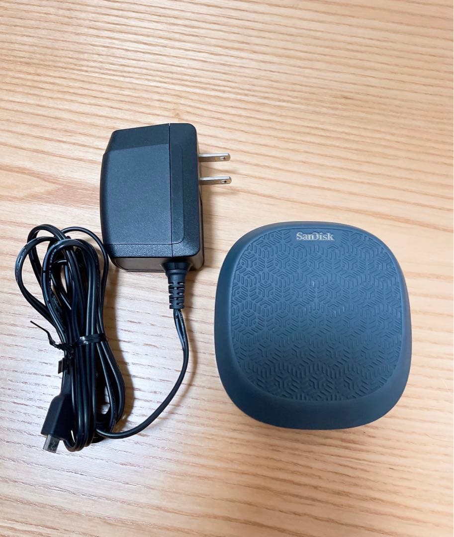 SanDisk iXpand Base 256GB 充電＆バックアップ