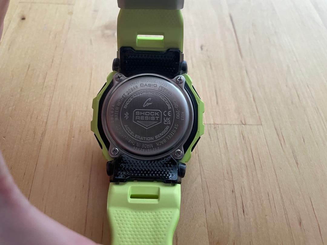 G-SHOCK CASIO デジタル 腕時計 ネオンイエロー　GBD-200-9