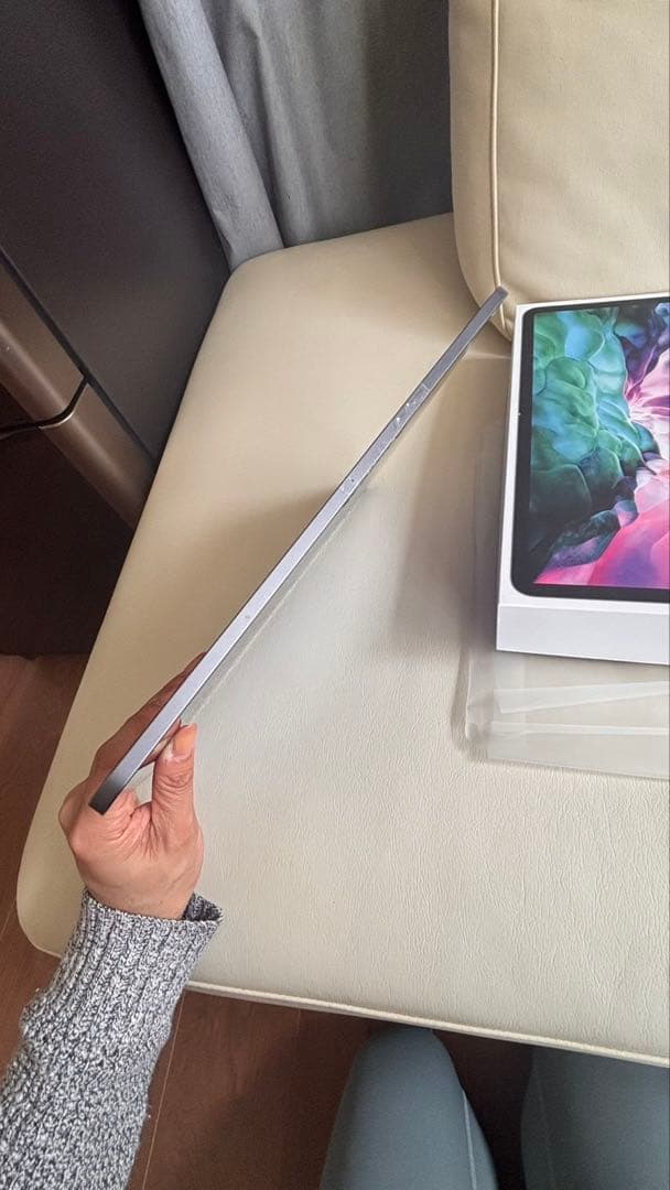 iPad Pro 12.9インチ 512GB 第4世代 ヒビあり