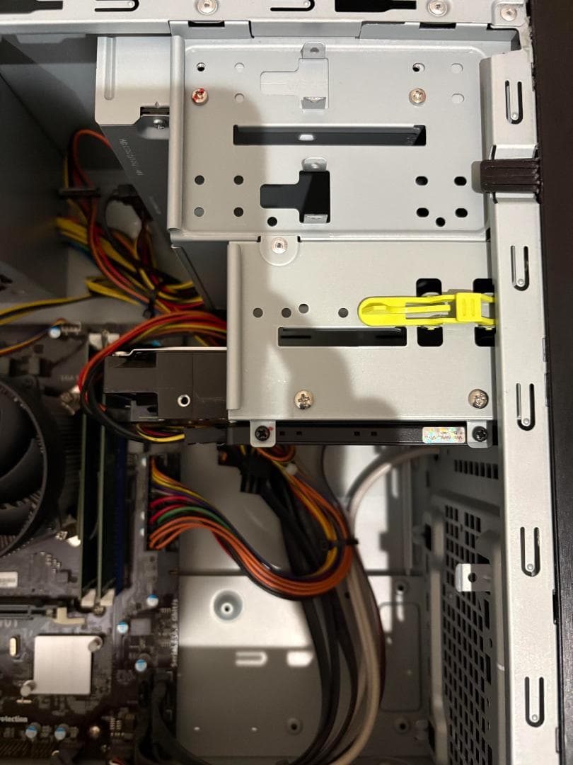 Windowsデスクトップ LUV MACHINES iH440XN-SH2-KK (Windows10)