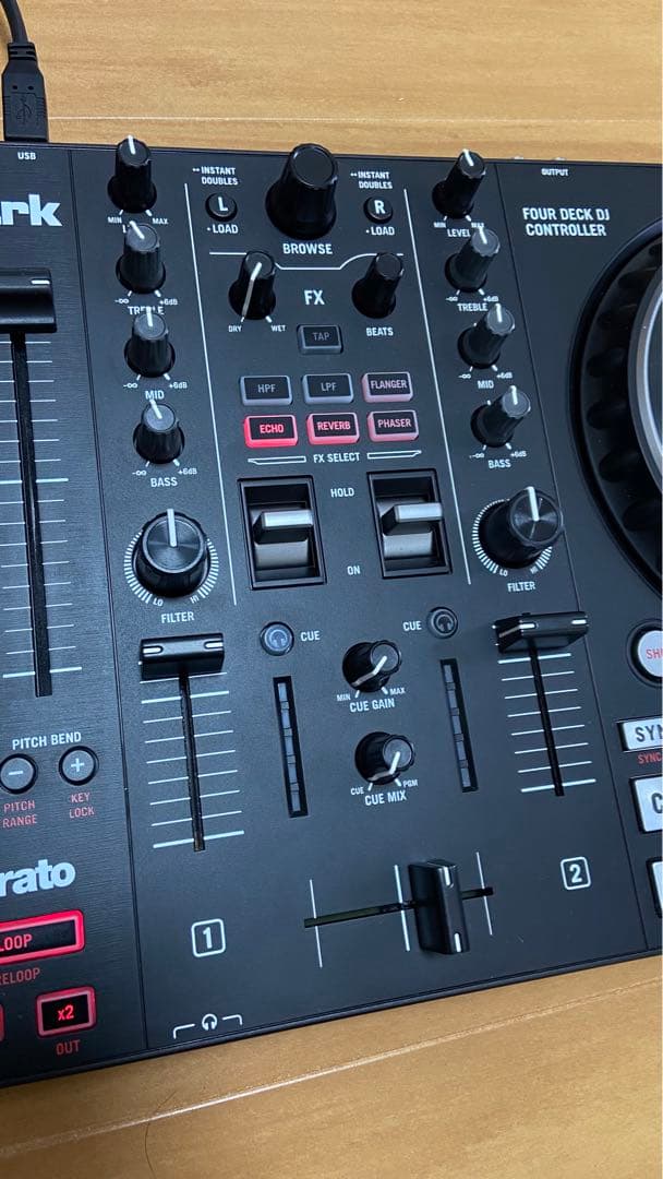 【美品】Numark MIXTRACK PLATINUM FX