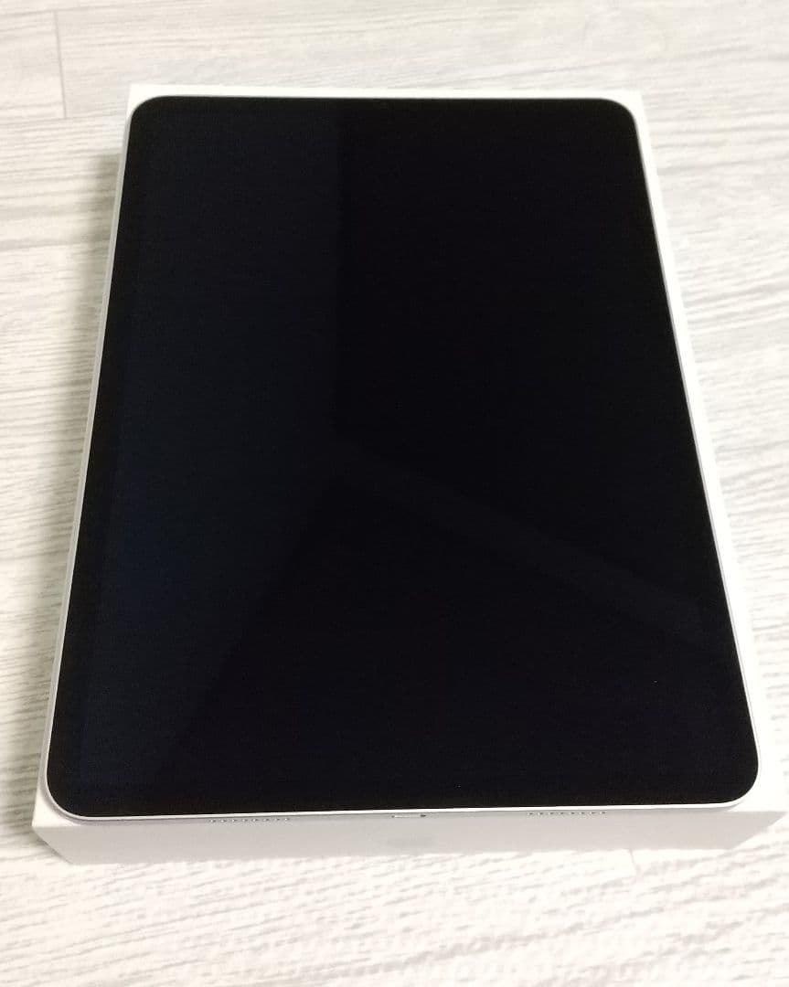 美品 iPadPro 11インチ 第3世代 128GB wifiモデル シルバー