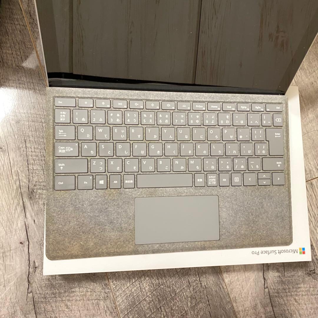 Windowsタブレット本体 Microsoft Surface Pro 5 256GB Model 1796