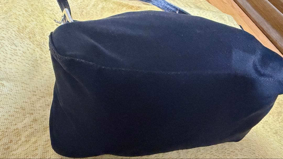 美品フェンディ　マンマバケット　コットンジャージー　ショルダーバッグブラック　黒