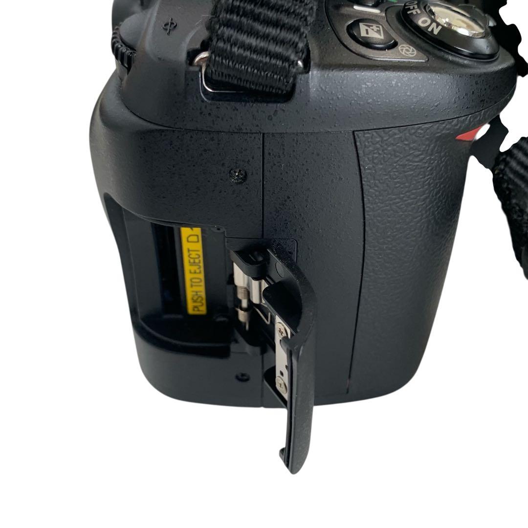 あ*ん様 M16380 Nikon D40 Kit デジタル一眼レフ　稼働品