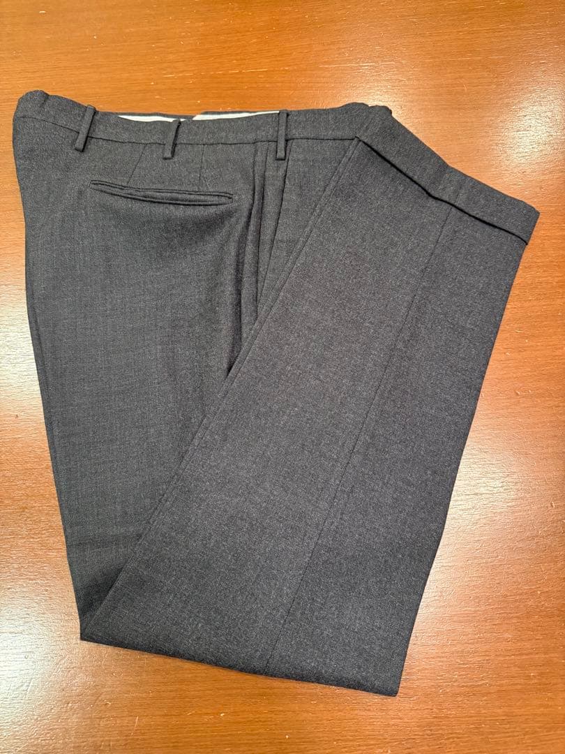 インコテックス　ダークグレー スラックス