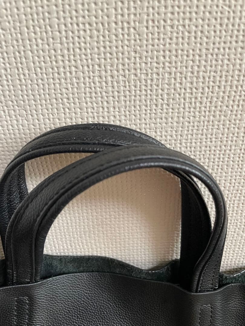 ⭐︎イントキシック ⭐︎intoxic nouerレザーバッグ