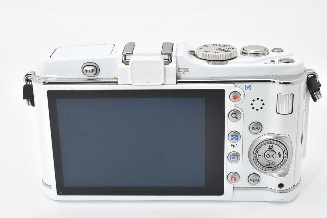 OLYMPUS E-P3 ミラーレスカメラ ホワイト 本体