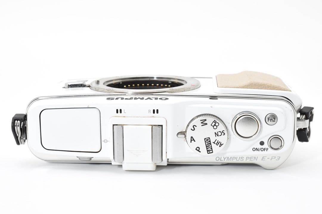 OLYMPUS E-P3 ミラーレスカメラ ホワイト 本体
