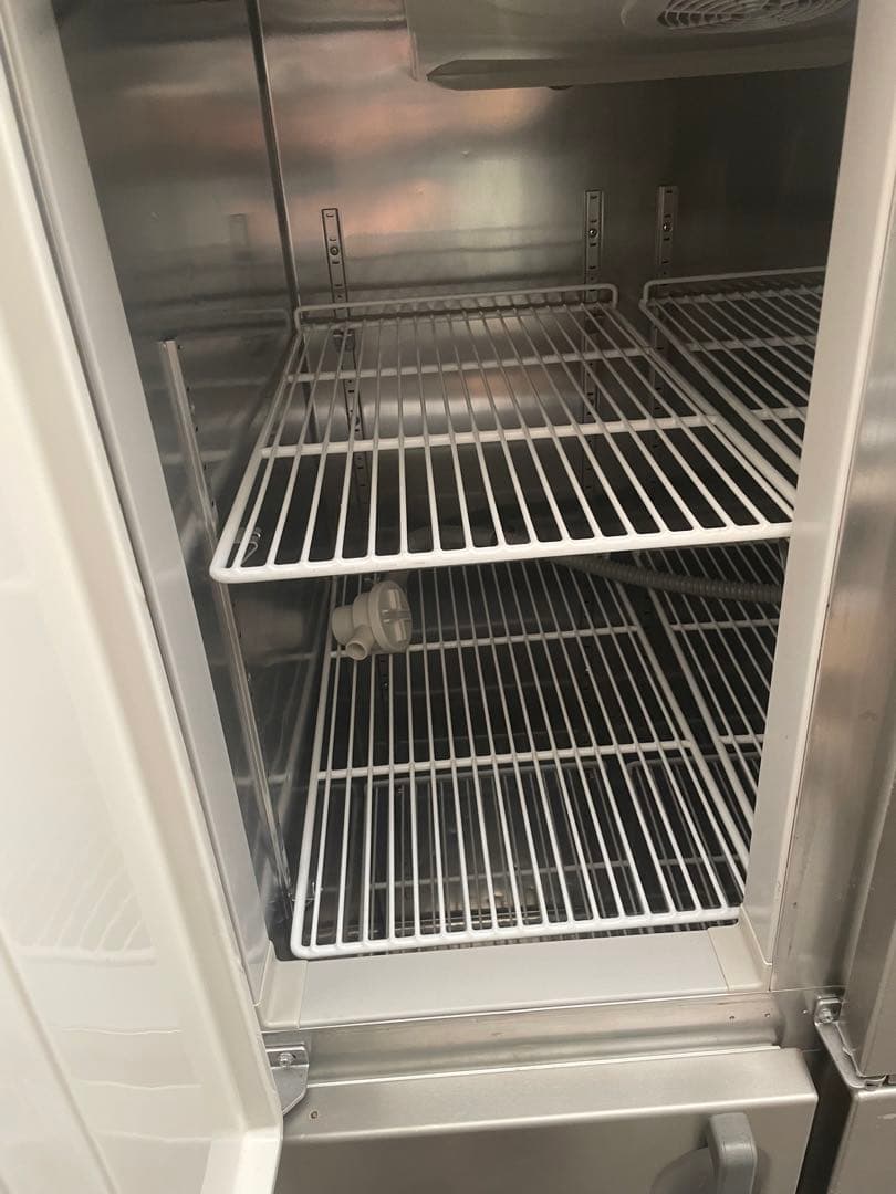 2018年製ホシザキ冷蔵庫縦型　HR-90Z3