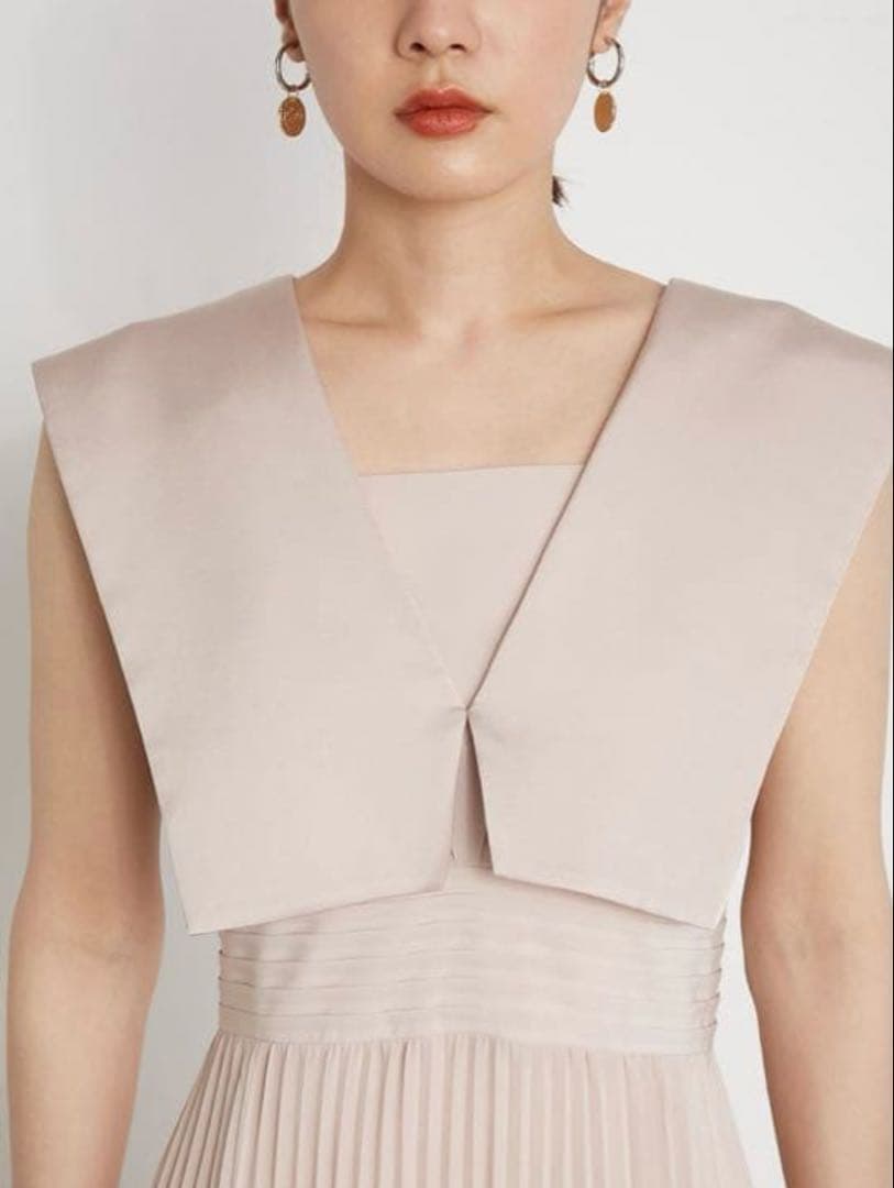 LILY BROWN リリーブラウン　デシンプリーツドレス　オケージョンドレス