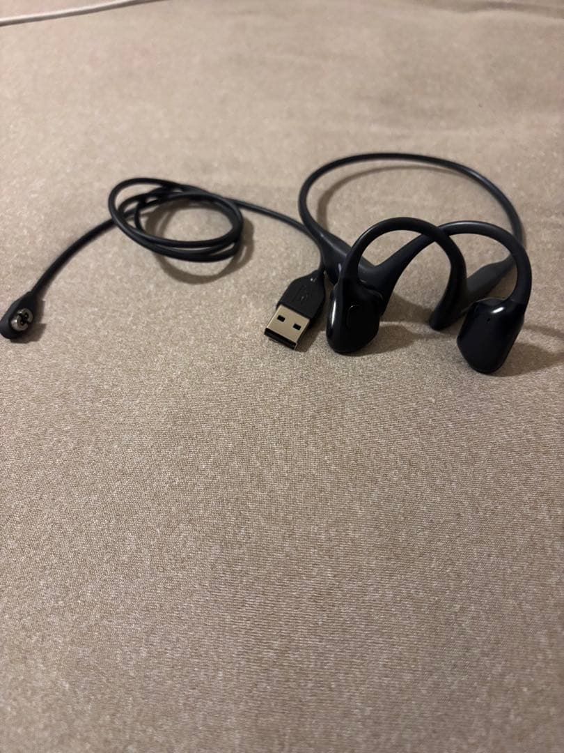 SHOKZ ショックス　骨伝導イヤホン open run proブラック