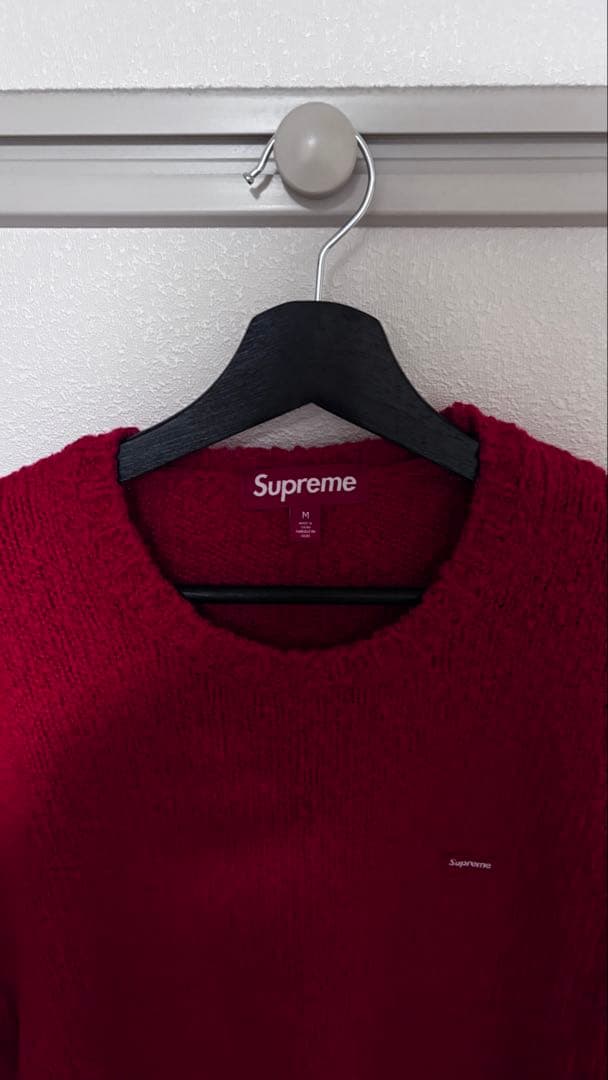 Supreme 赤 クルーネックセーター
