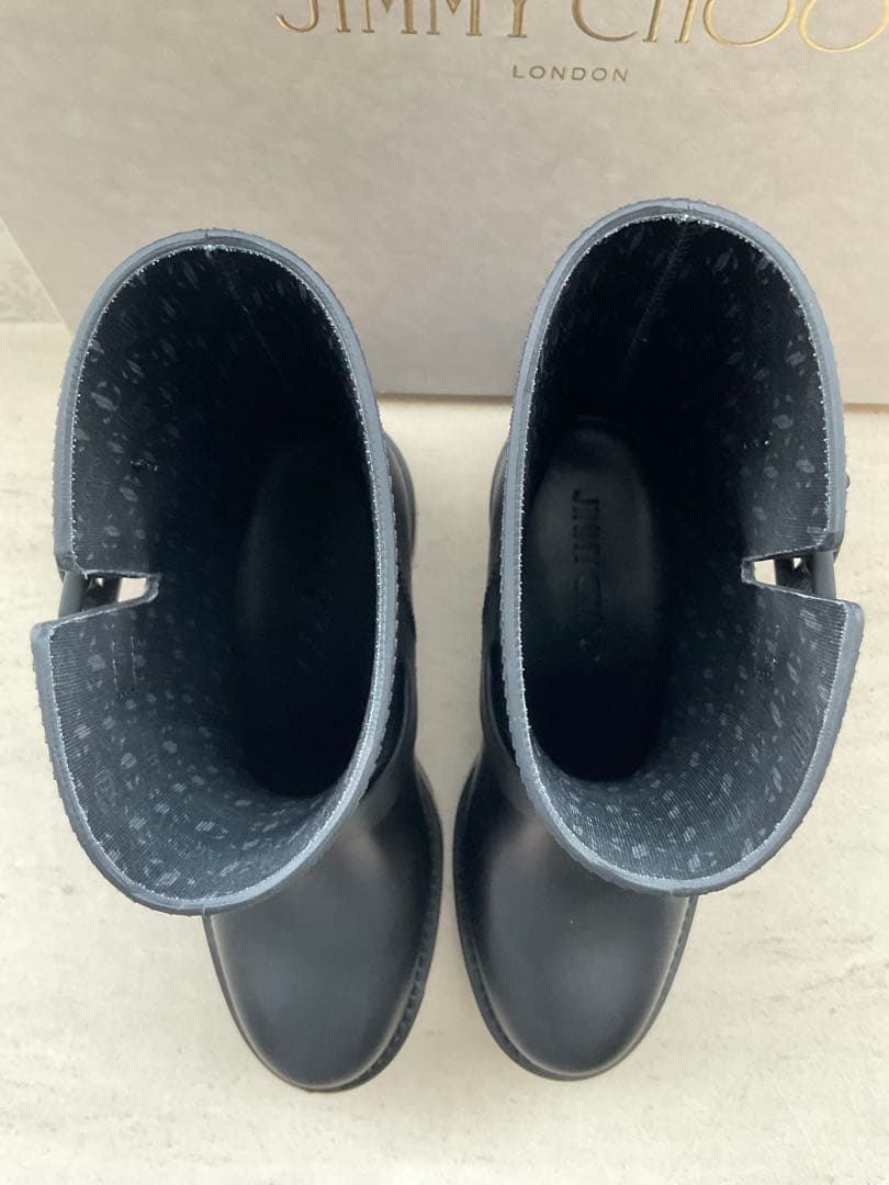 jimmy choo レインブーツ　ブラック　ショート丈　雨、雪の日に　38