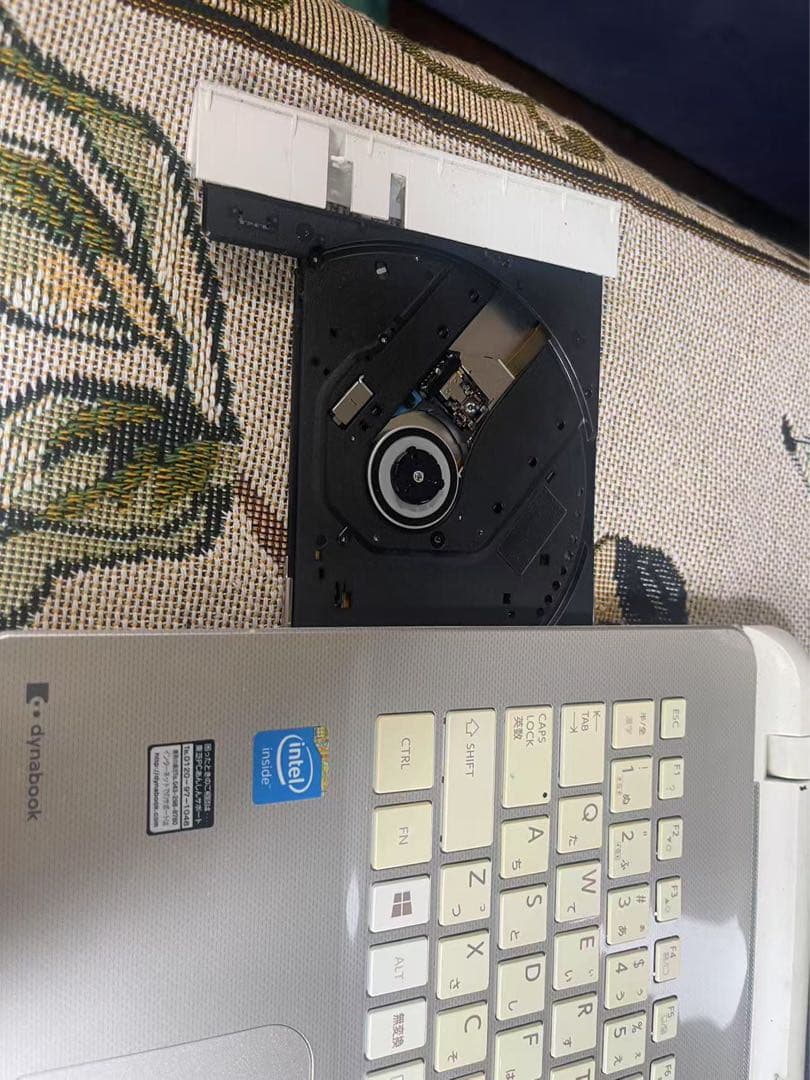 東芝 dynabook 15.6型 ノートPC Windows11