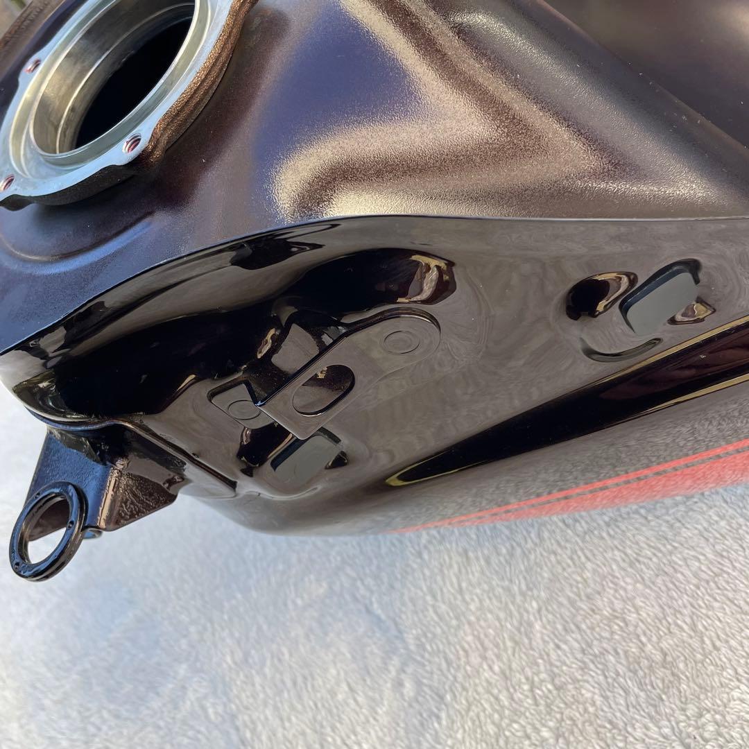 Kawasaki Z900RS 火の玉レッド ガソリンタンク