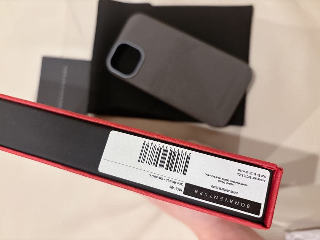 (iPhone 15) bonaventuraバックカバーケース シュリンクレザ