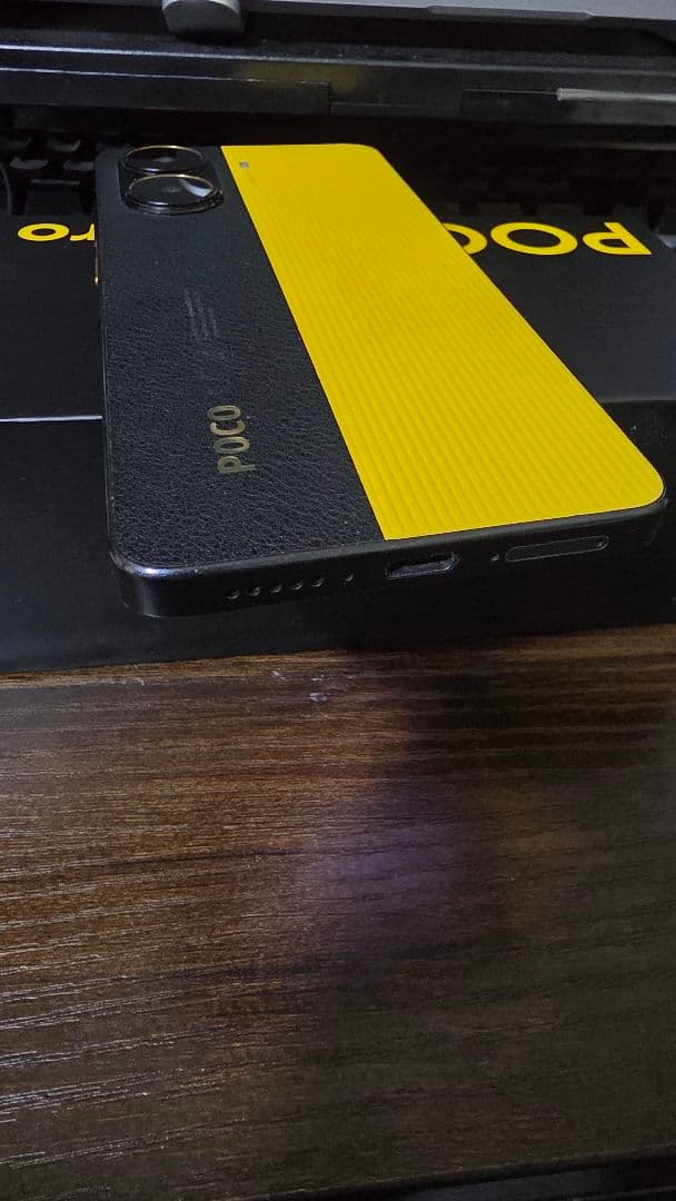 ​【美品】POCO X7 Pro 8GB/256GB イエロー SIMフリー