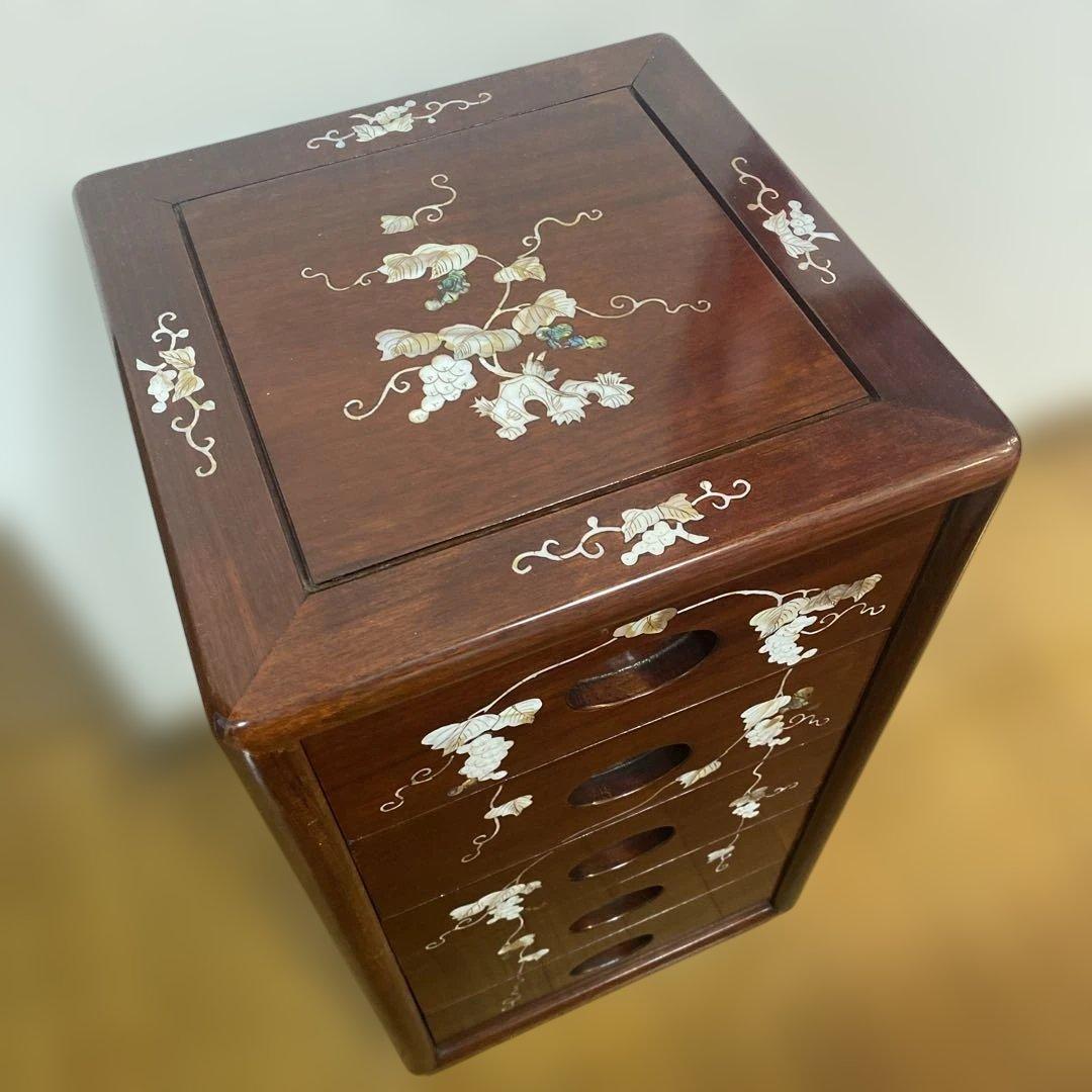 中国　唐木　チェスト　螺鈿細工　象嵌　5段　1点　引き出し　花梨　螺鈿