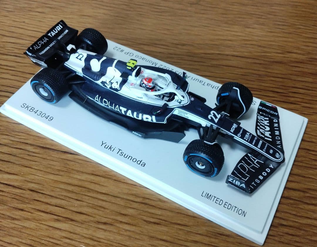ミニカー SPARK 1/43 AlphaTauri AT03 TSUNODA