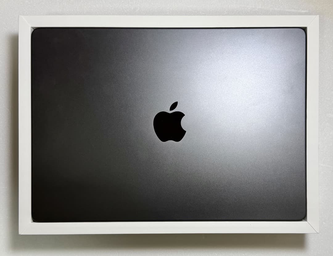 Apple M3Pro 14インチ MacBookPro