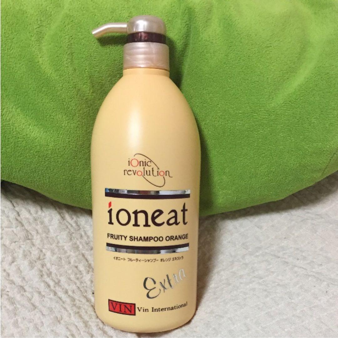 リピート　☆ichu★様各１本モイスト、エキストラオレンジ1リットル