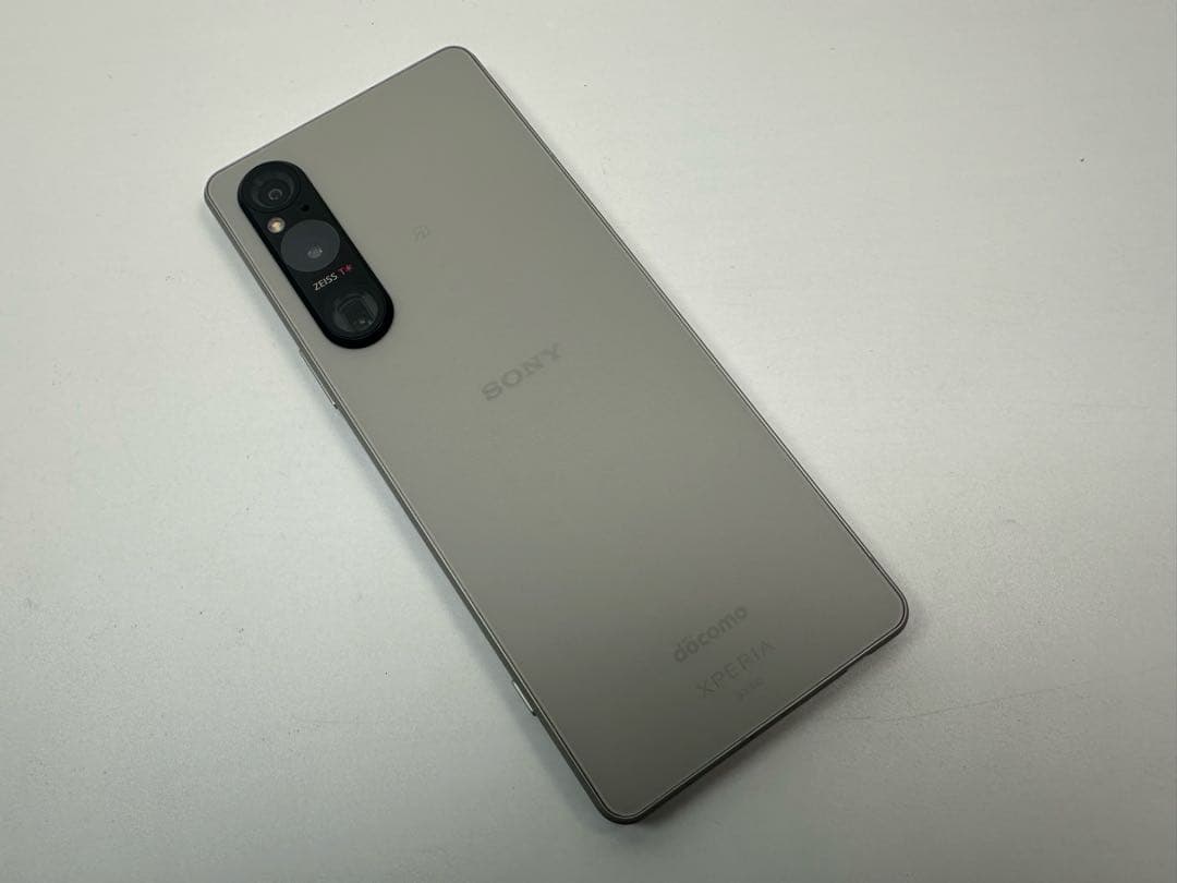 SONY Xperia 1 V docomo 256GB シルバー
