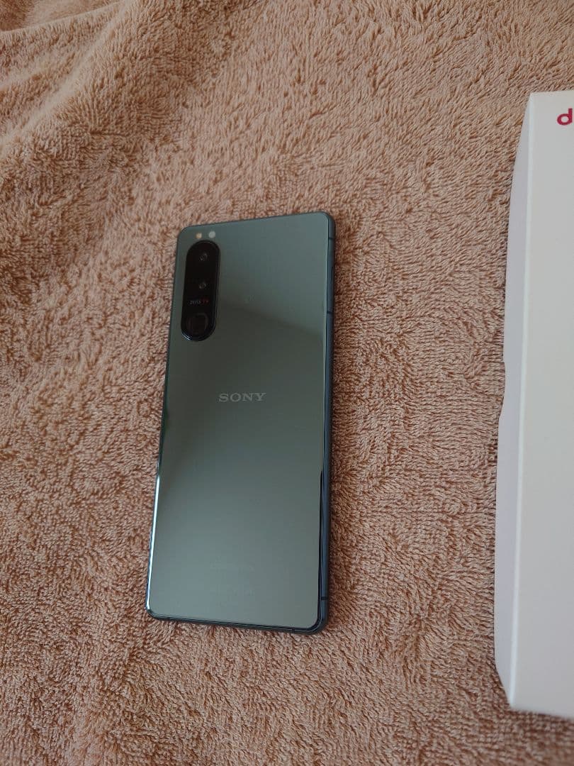 Sony Xperia 5 III docomo グリーン