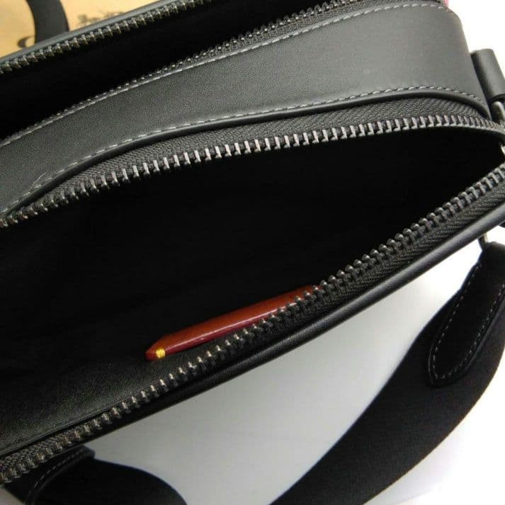 新作　新品　COACH　ワイアット クロスボディ バッグ・ショルダーバッグ