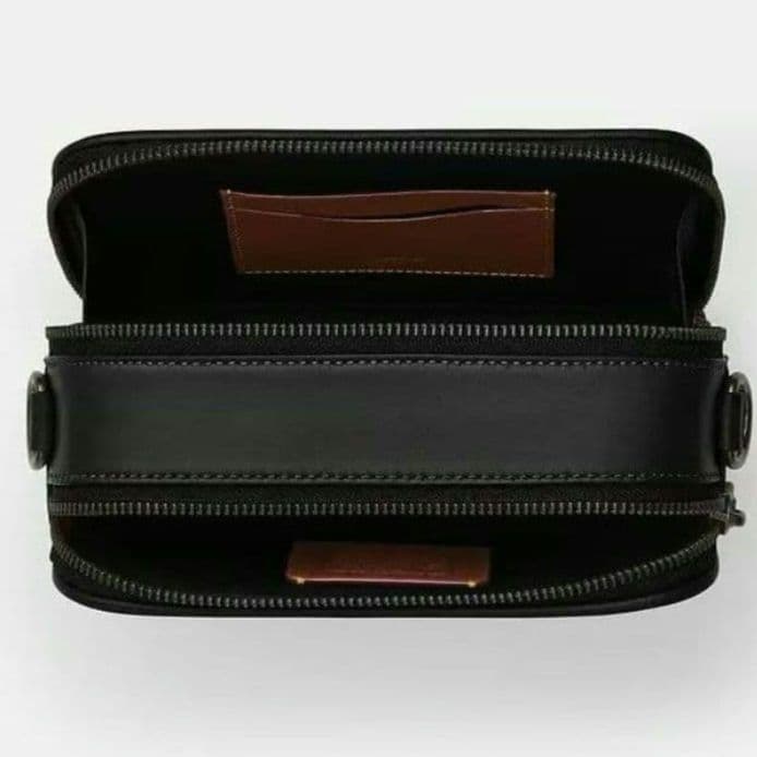 新作　新品　COACH　ワイアット クロスボディ バッグ・ショルダーバッグ