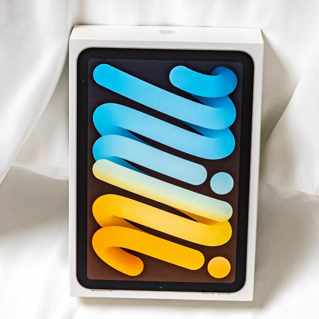 iPad mini (第6世代) 64GB スターライト　電池97％　Wifi