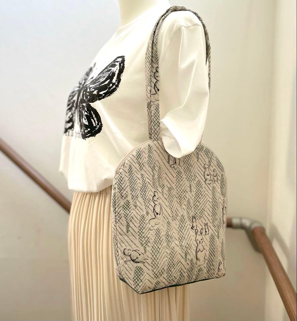 ⚮̈ミナペルホネン　lumiukko マドレーヌバッグ　ショルダー　肩がけ