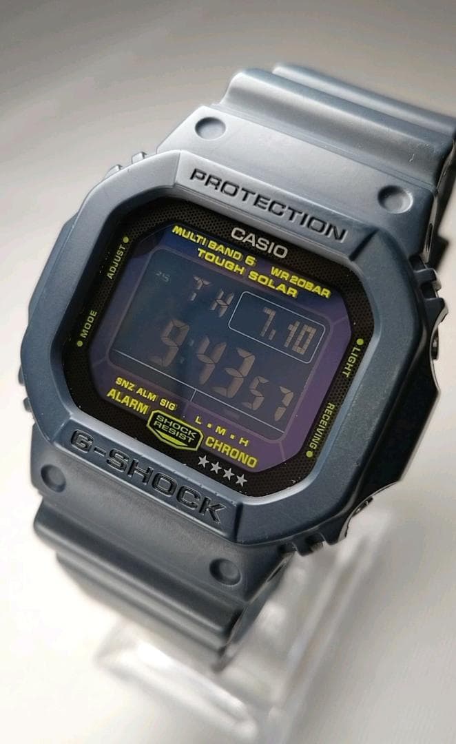 CASIO G-SHOCK GW-M5610NV-2JF 電波ソーラー デジタル
