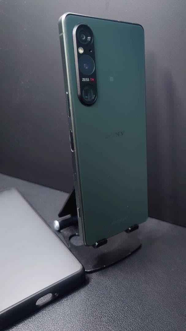 SONYストア限定 16GB/512GBモデル Xperia 1 V カーキ