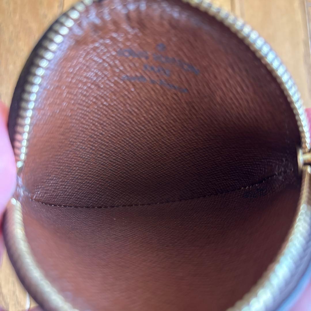 極美品　ルイヴィトン　モノグラム　ポルトモネロン　丸型　ケース