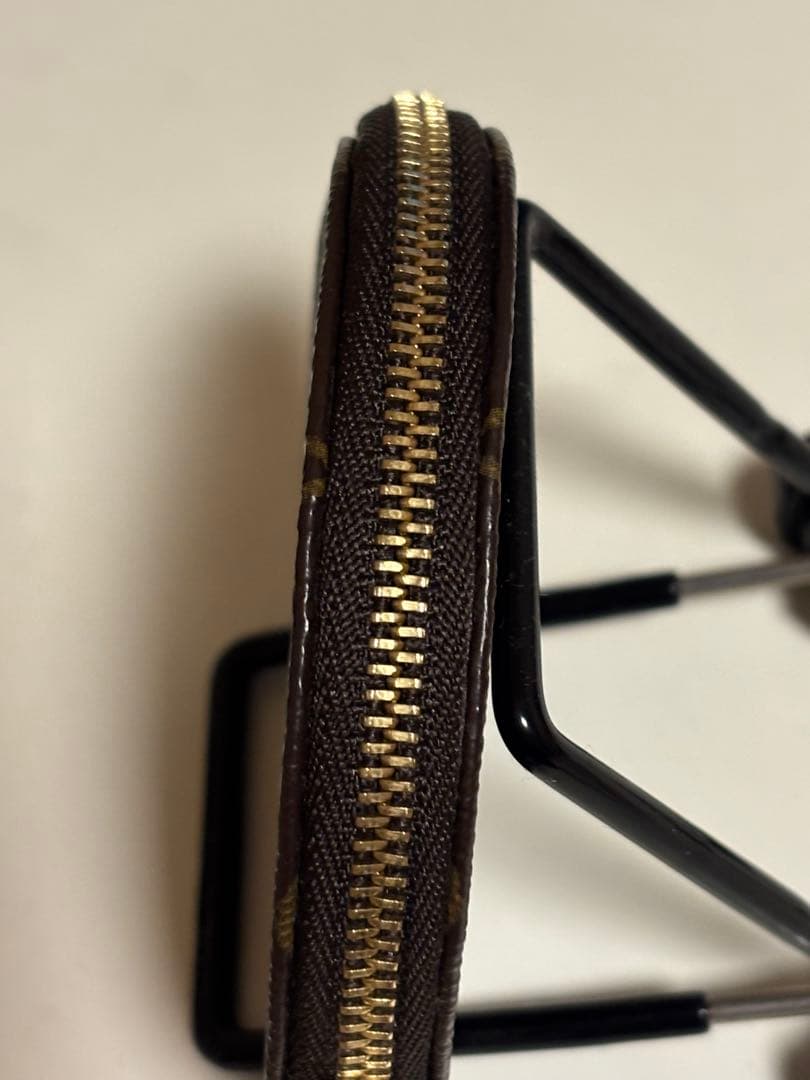 極美品　ルイヴィトン　モノグラム　ポルトモネロン　丸型　ケース