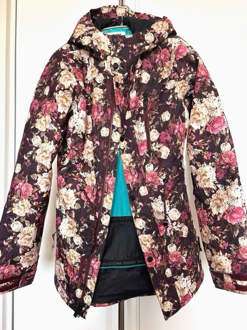 【上下セット】ボルコム 花柄レディース スノーボードウェア