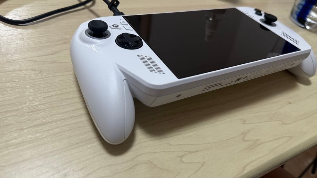 ROG XBOX ALLY ゲームコントローラー ホワイト