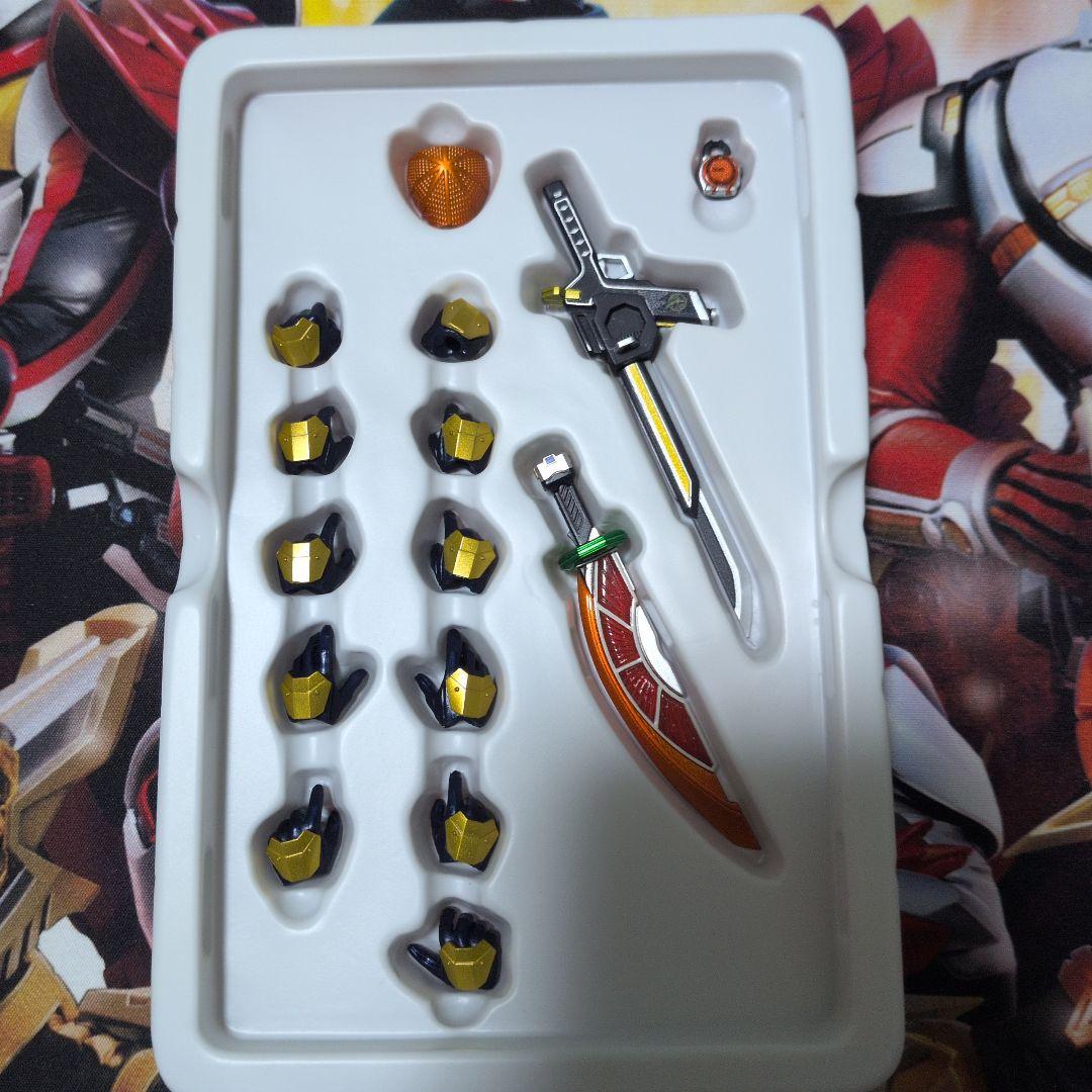 真骨彫　仮面ライダー鎧武