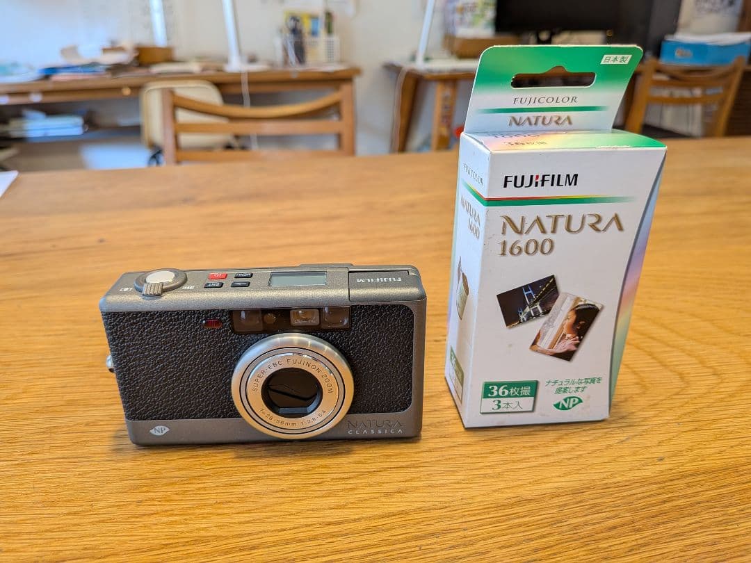 FUJIFILM　NATURA CLASSICA　新品未使用　フィルム３本付き