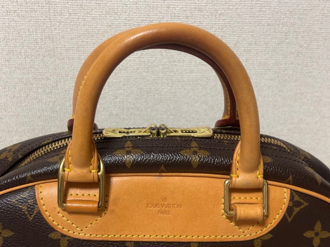 LOUIS VUITTON モノグラム トゥルーヴィル　ハンドバッグ